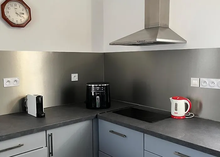 Maison *